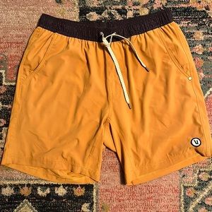 Mens Vuori Kore Short size large